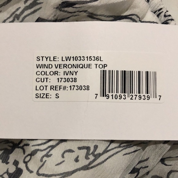 [ELIZABETH AND JAMES] Silk Wind Veronique Top NWT - Picture 5 of 7